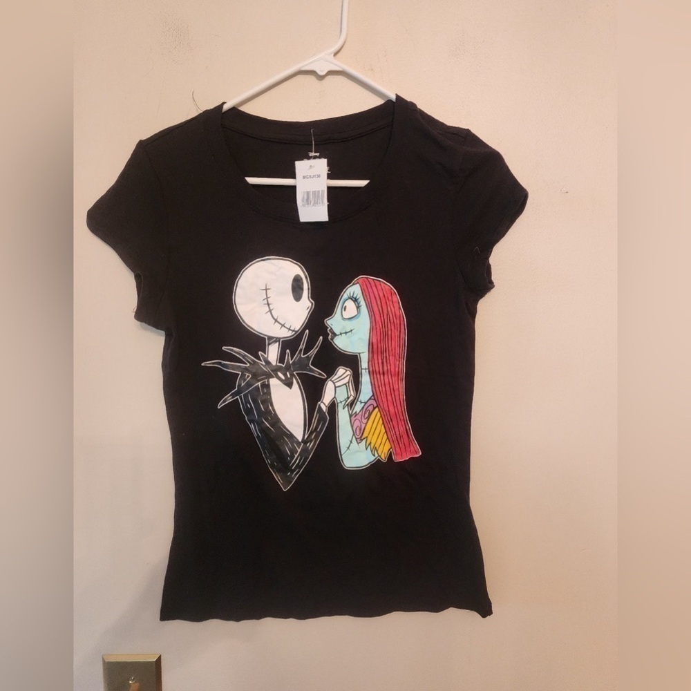 Juniors The Nightmare Before Christmas Jack & Sally Graphic Tee large